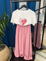 Load image into Gallery viewer, Heart Print T-Shirt