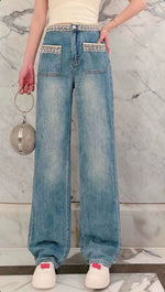 Load image into Gallery viewer, Jeans with Rhinestones.
