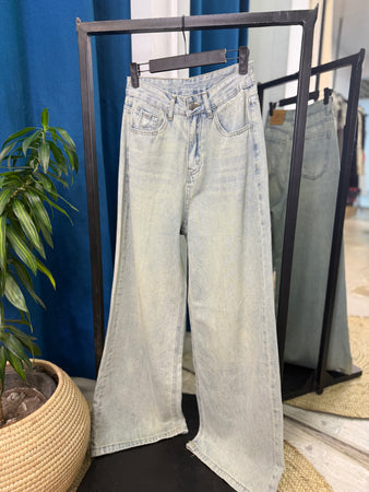 Relaxed Fit Jeans