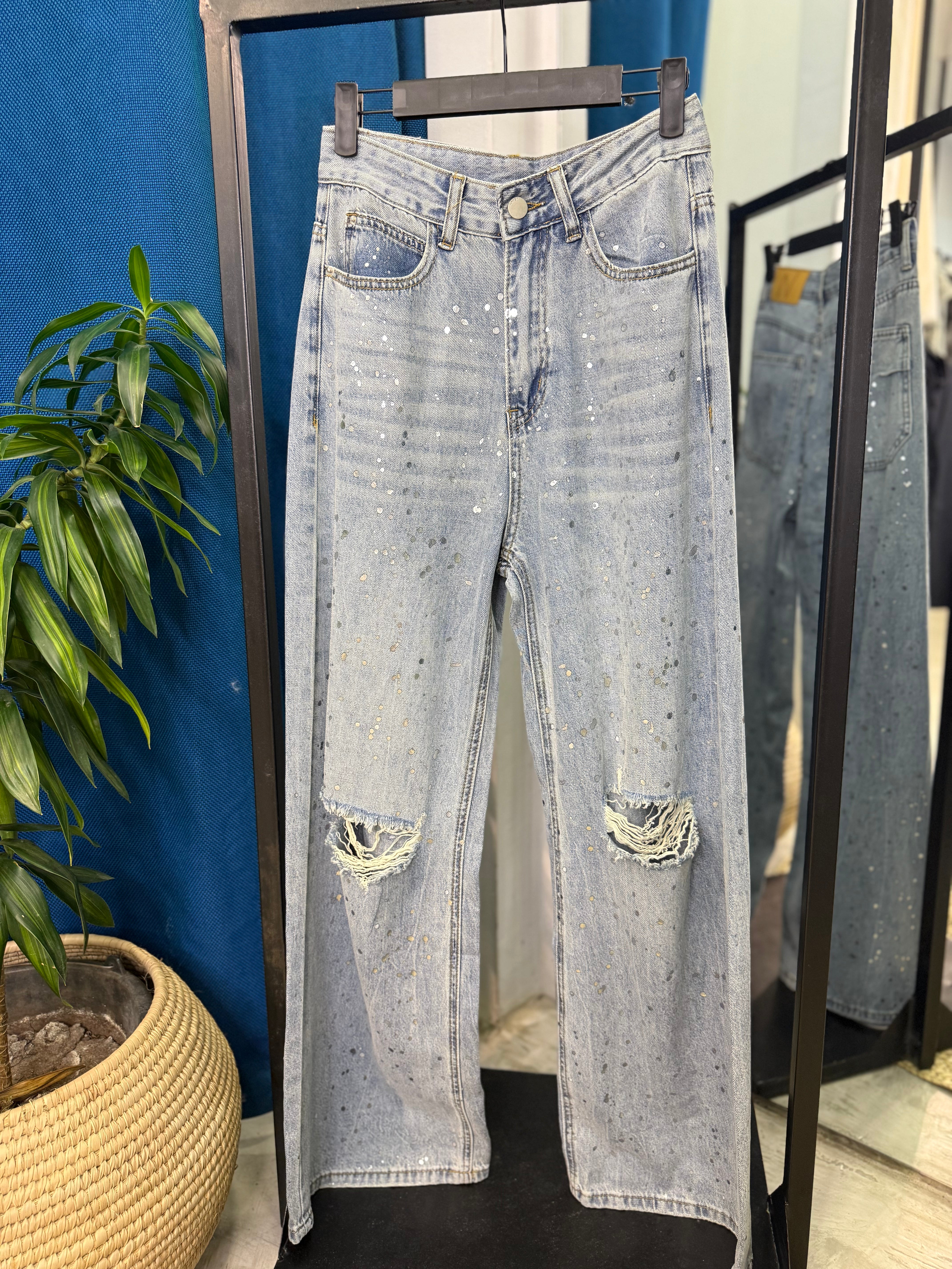Shinny Ripped Jeans