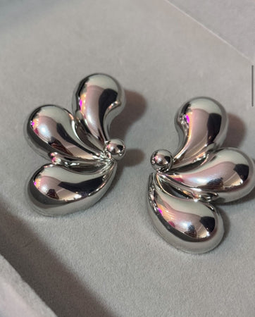 Metal Fan Earrings