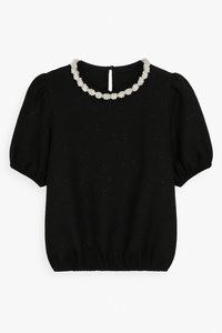 Top with pearl on the neck