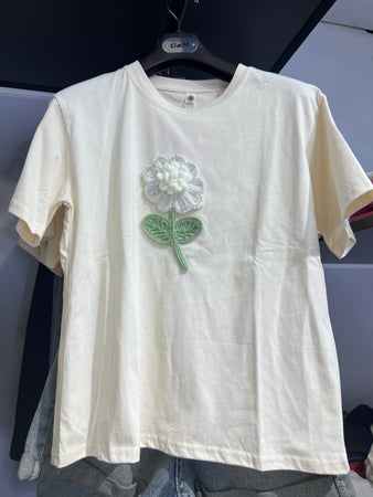 T-Shirt with Crochet Flower