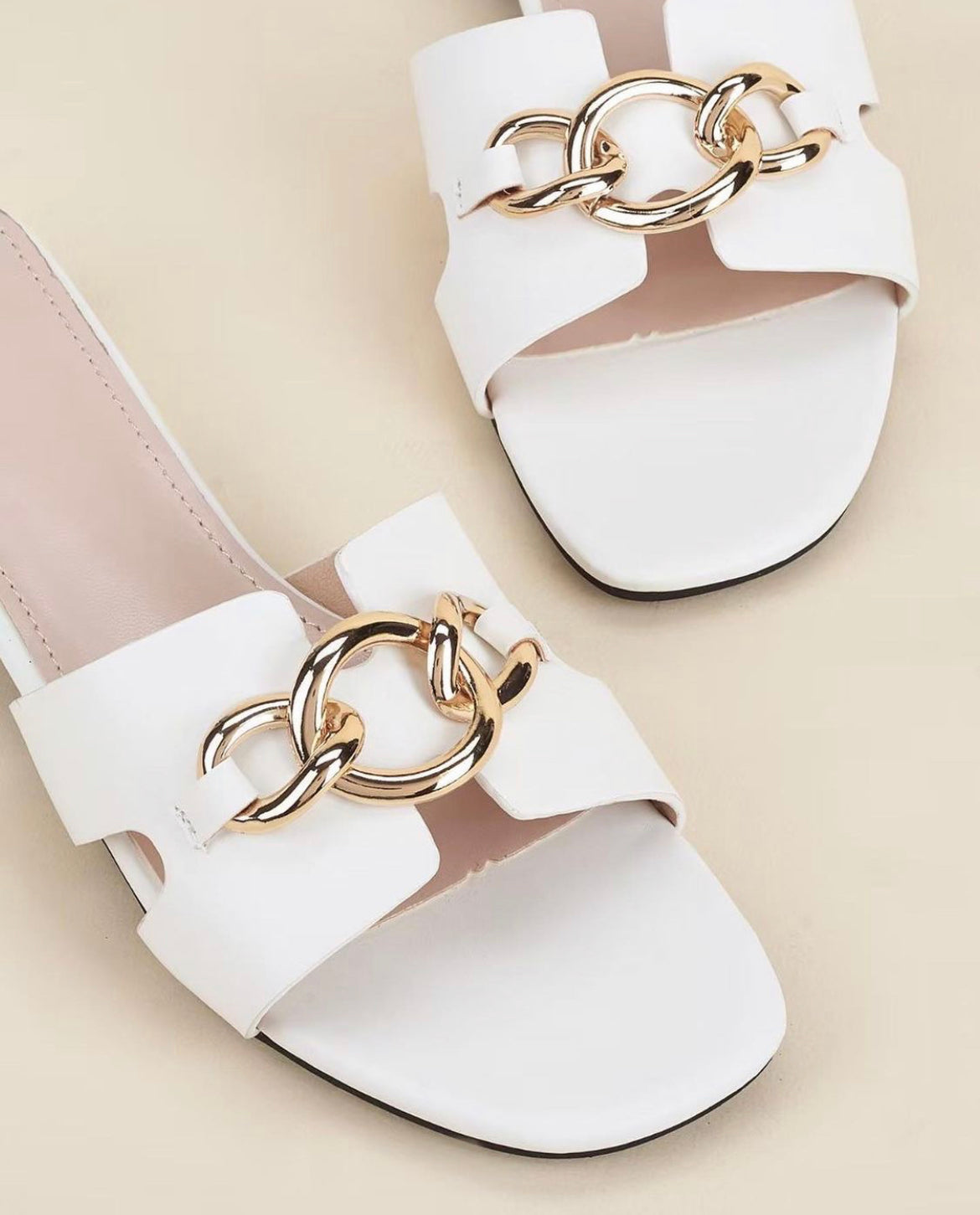 Leather Sandal with Buckle